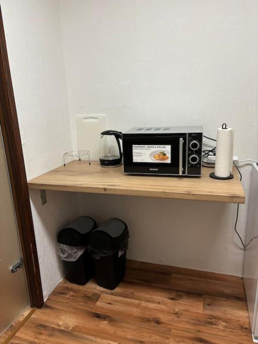 Gemuetliche Wohnung Mit Balkon ザールブリュッケン エクステリア 写真